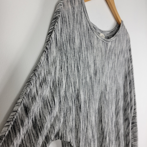 Wilfred Dolman Long Sleeve Crewneck Heathered Open Cross Back Tunic - Picture 4 of 10